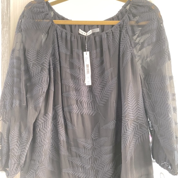 Alice + Olivia Tops - ALICE & OLIVIA Black Sheer Sleeve Blouse